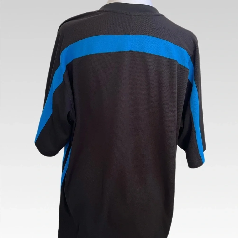 VINTAGE Adidas Men's Black Tee with Blue Accents SIZE L